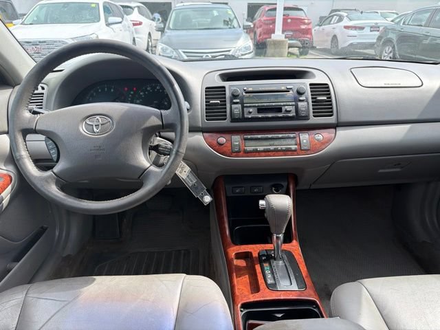 Used 2002 Toyota Camry XLE FWD image 18