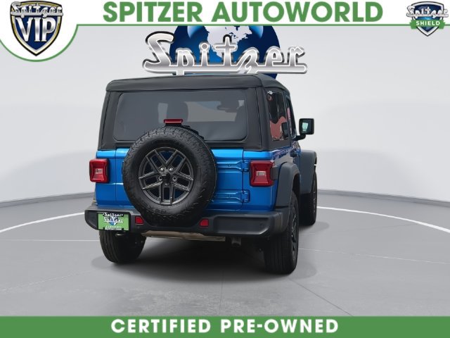 Used 2025 Jeep Wrangler Sport AWD/4WD image 9