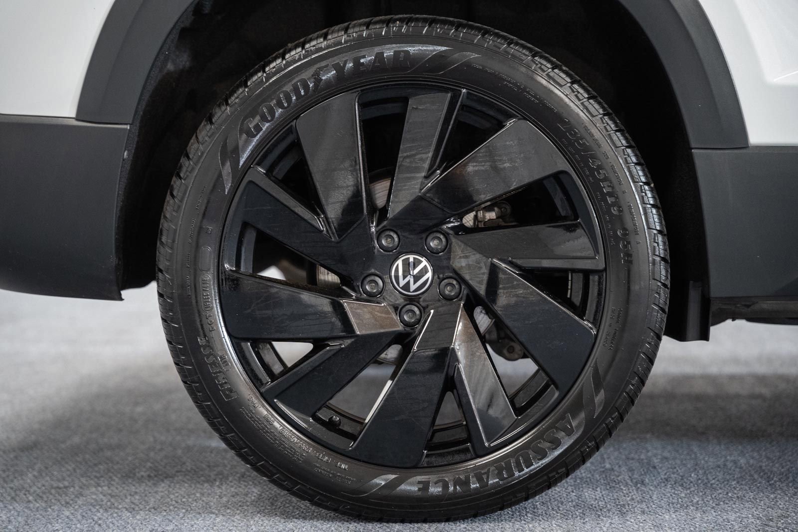 Used 2024 Volkswagen Taos SE AWD/4WD image 19