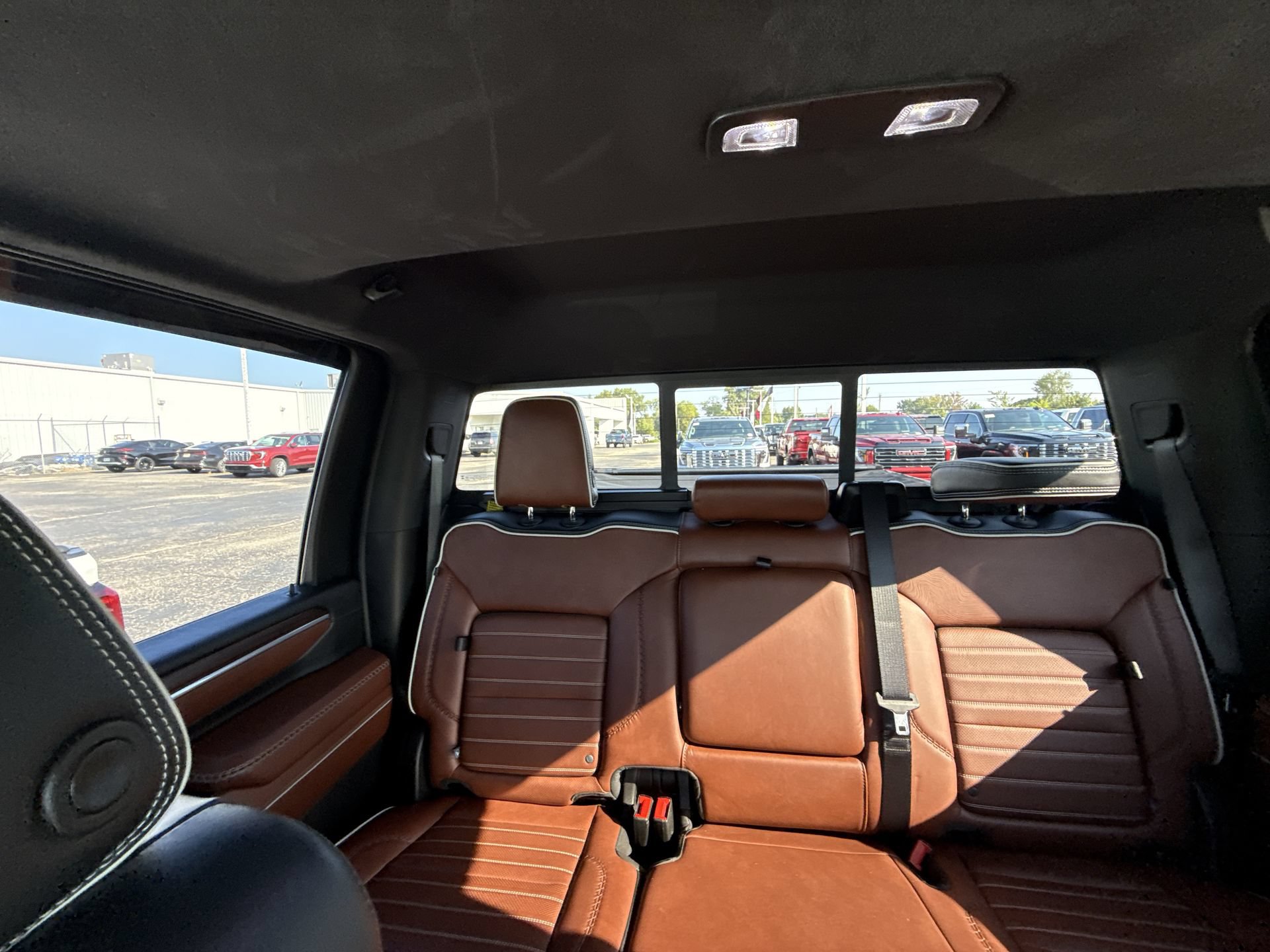 Certified 2025 GMC Sierra 2500 Denali Ultimate AWD/4WD image 11