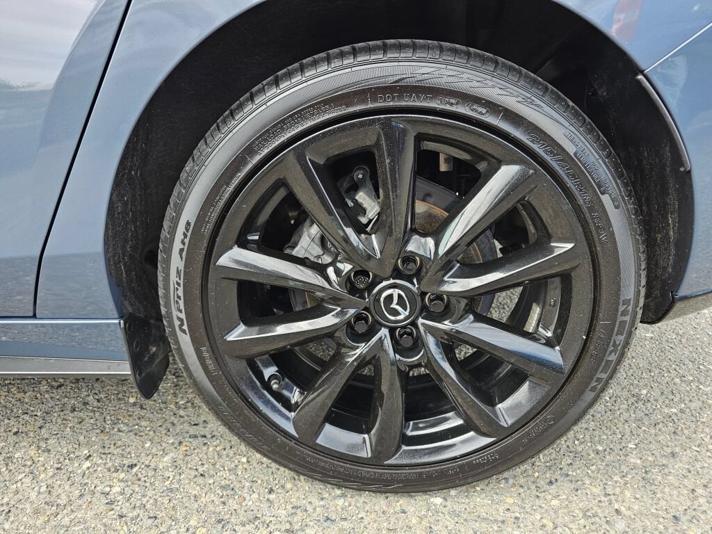Used 2023 MAZDA MAZDA3 s AWD/4WD image 25