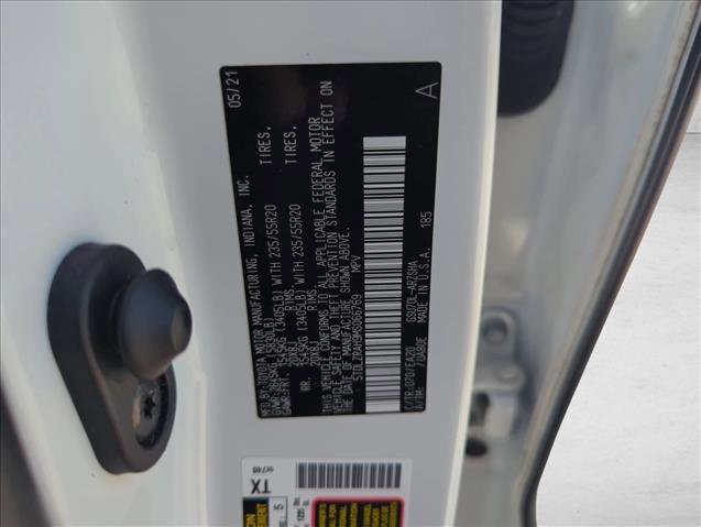 Used 2021 Toyota Highlander XSE image 27