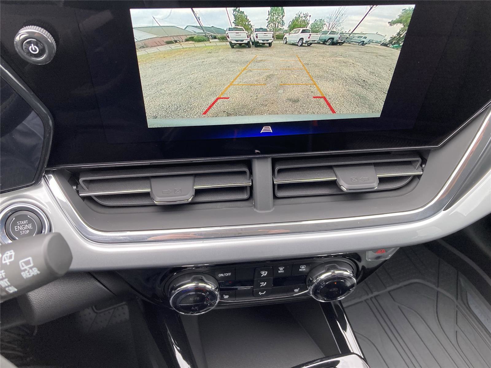 New 2026 Chevrolet Trax LT w/ Driver Confidence Package image 14