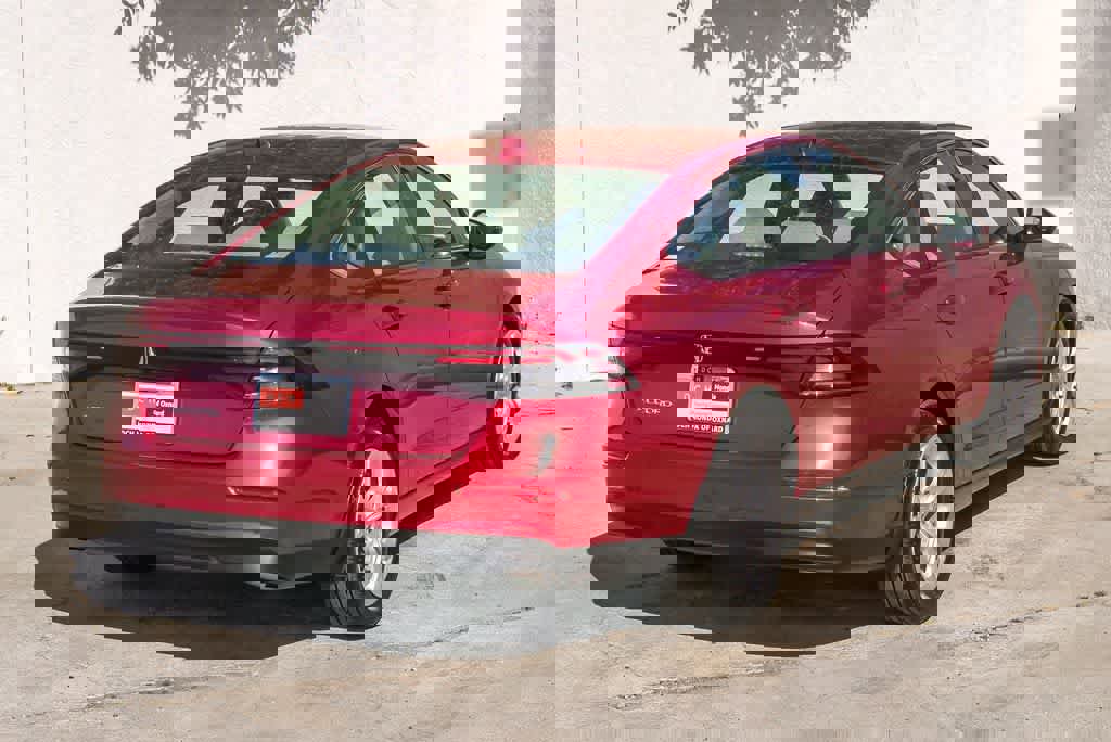 Used 2025 Honda Accord LX image 7