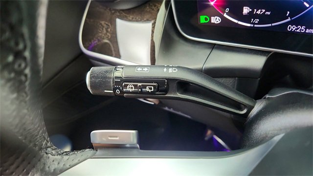 Used 2024 Mercedes-Benz GLC 300 4MATIC w/ AMG Line image 40