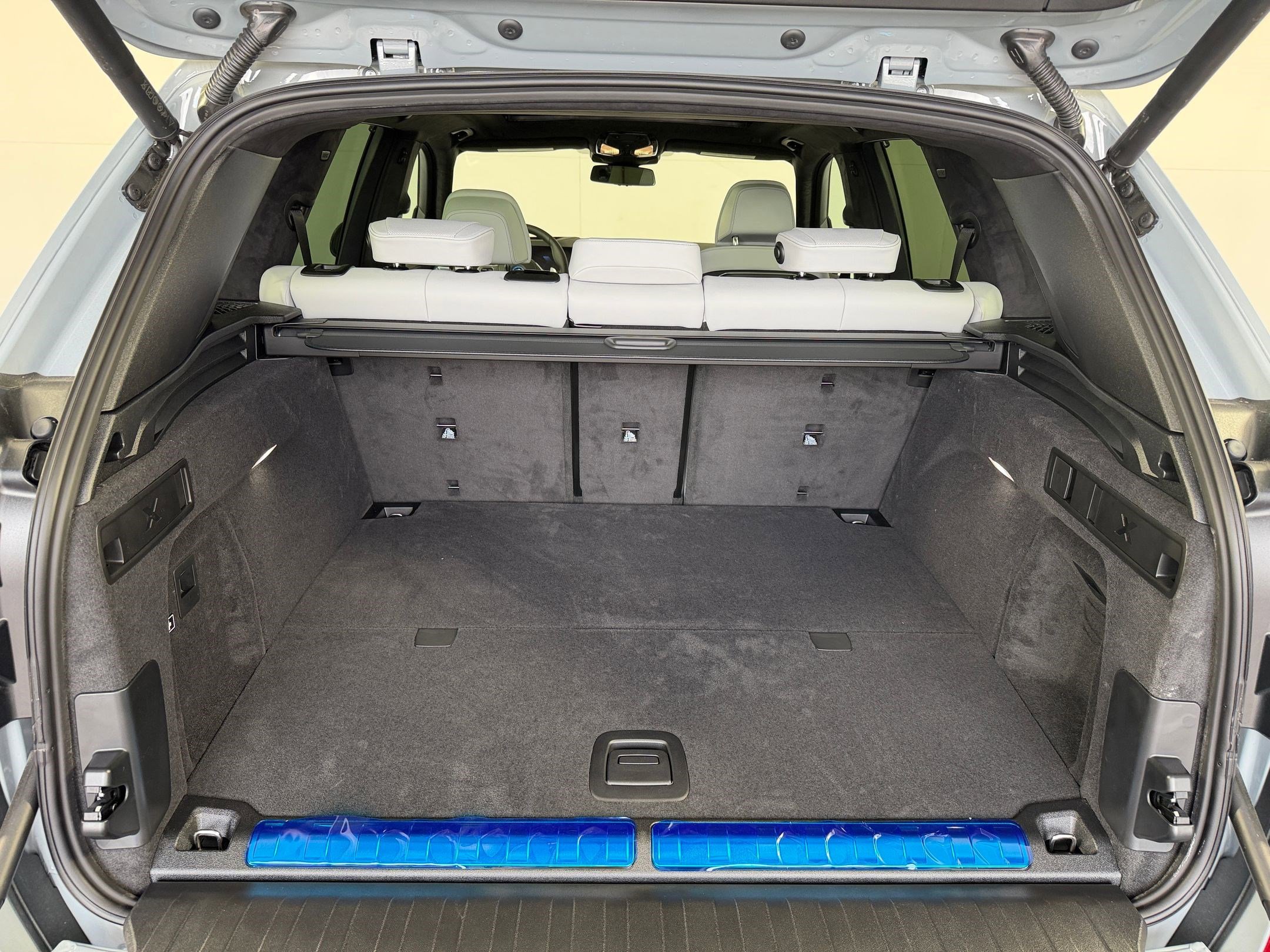 New 2026 BMW X5 xDrive50e w/ Executive Package image 32