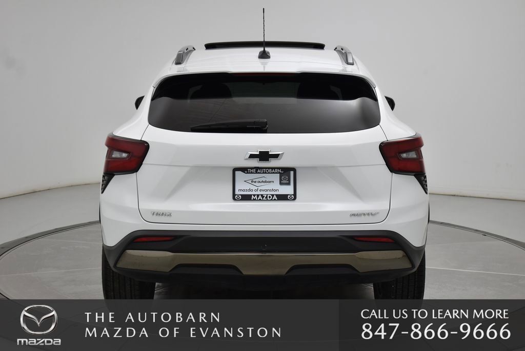 Used 2025 Chevrolet Trax ACTIV w/ Sunroof Package image 19
