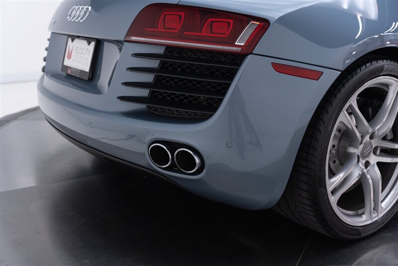 Used 2011 Audi R8 V8 AWD/4WD image 27