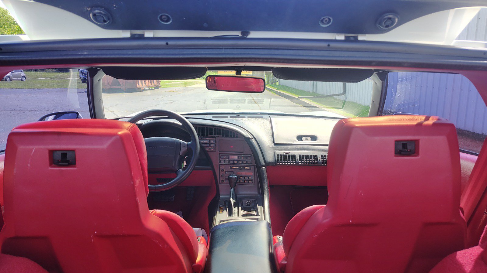 Used 1990 Chevrolet Corvette Coupe RWD image 16
