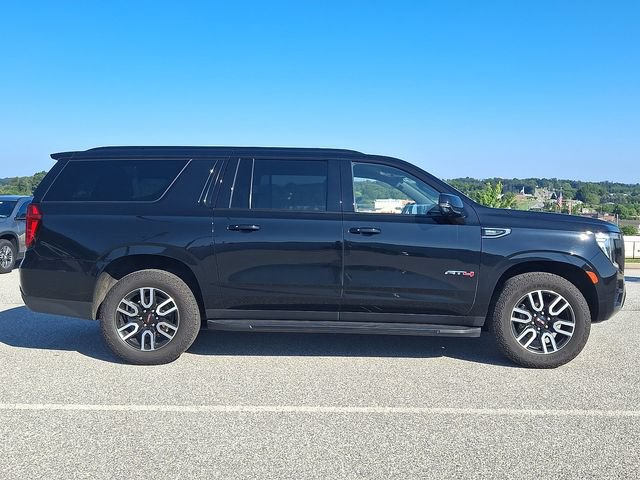 Used 2024 GMC Yukon XL AT4 w/ Technology Package AWD/4WD image 10