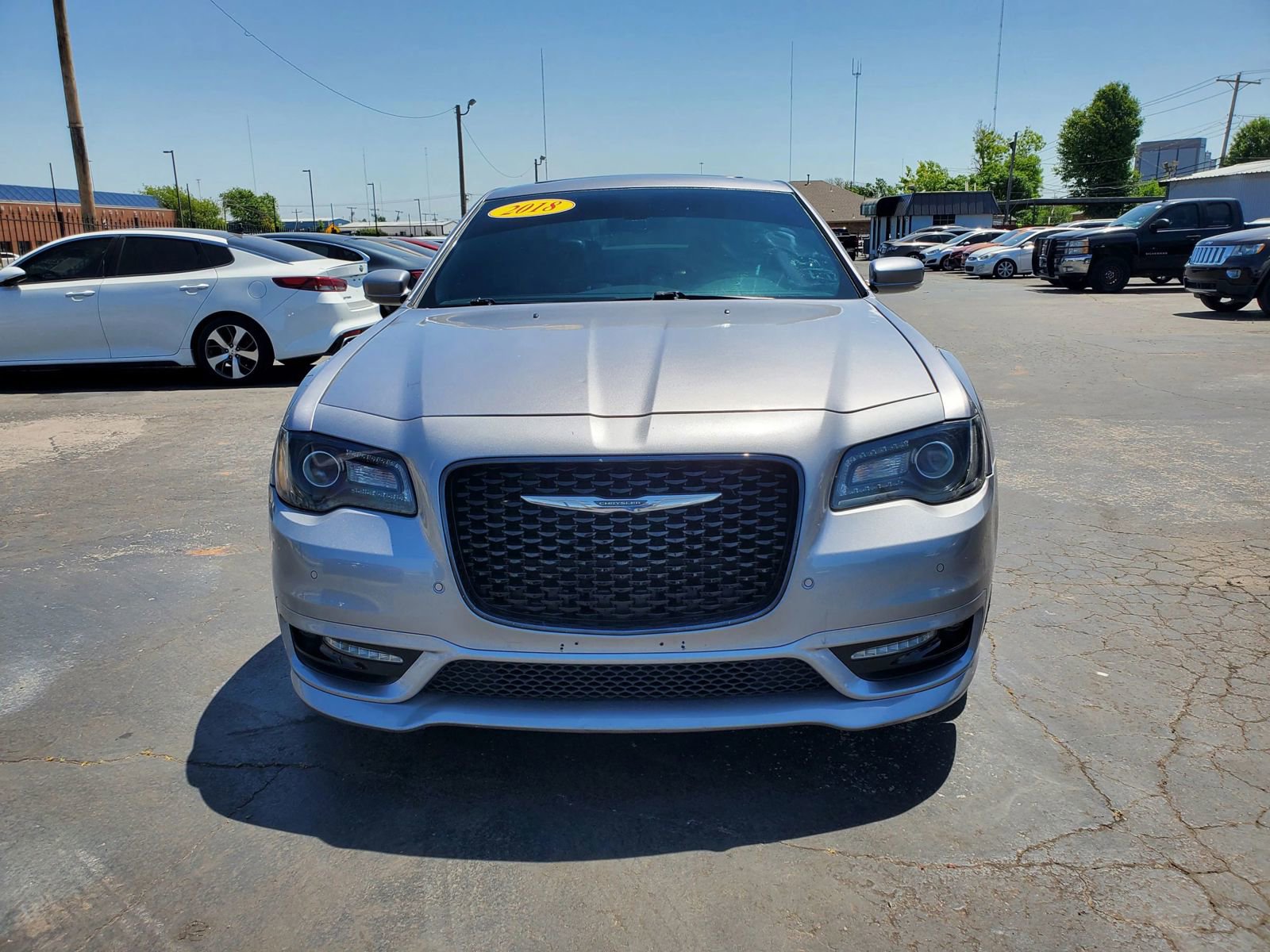 Used 2018 Chrysler 300 S w/ 300S Premium Group image 32