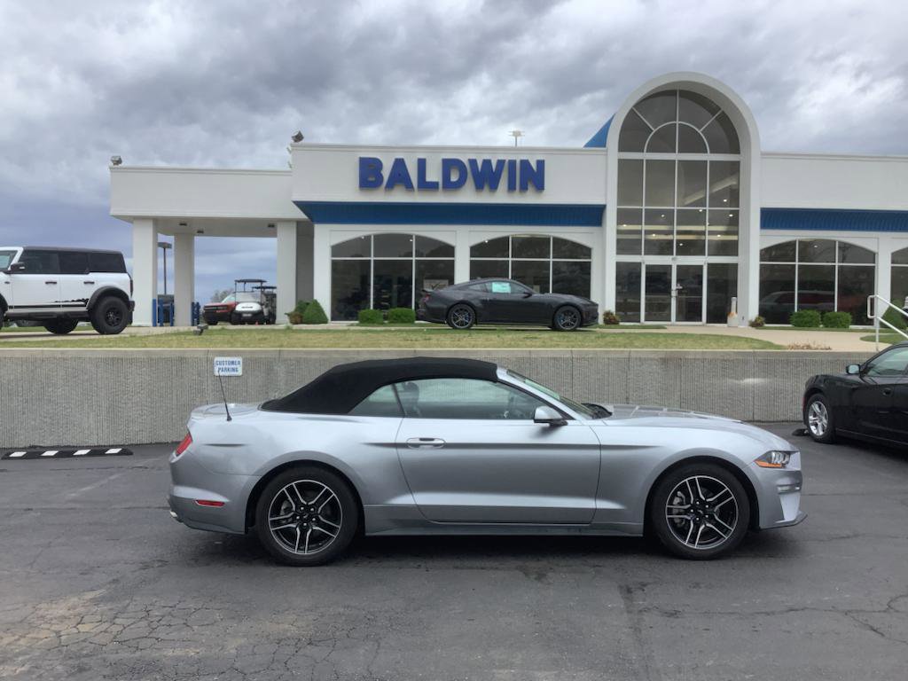 Used 2023 Ford Mustang Premium image 8