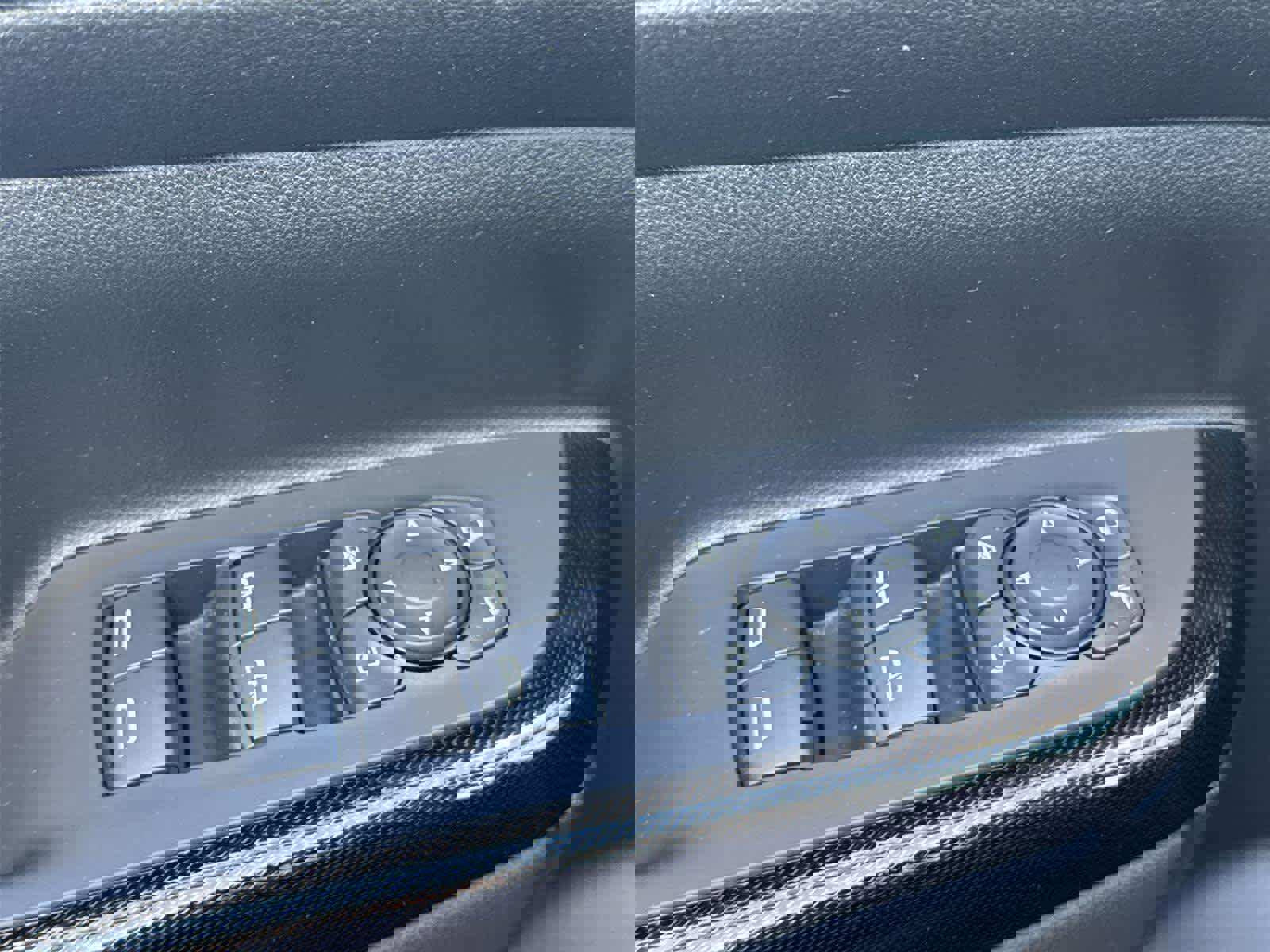 Used 2023 GMC Acadia AT4 w/ Preferred Package image 24