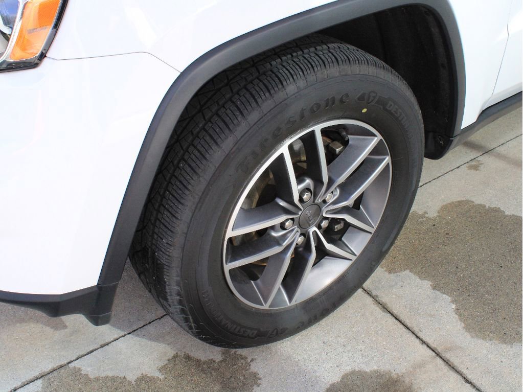 Certified 2021 Jeep Grand Cherokee Limited AWD/4WD image 38