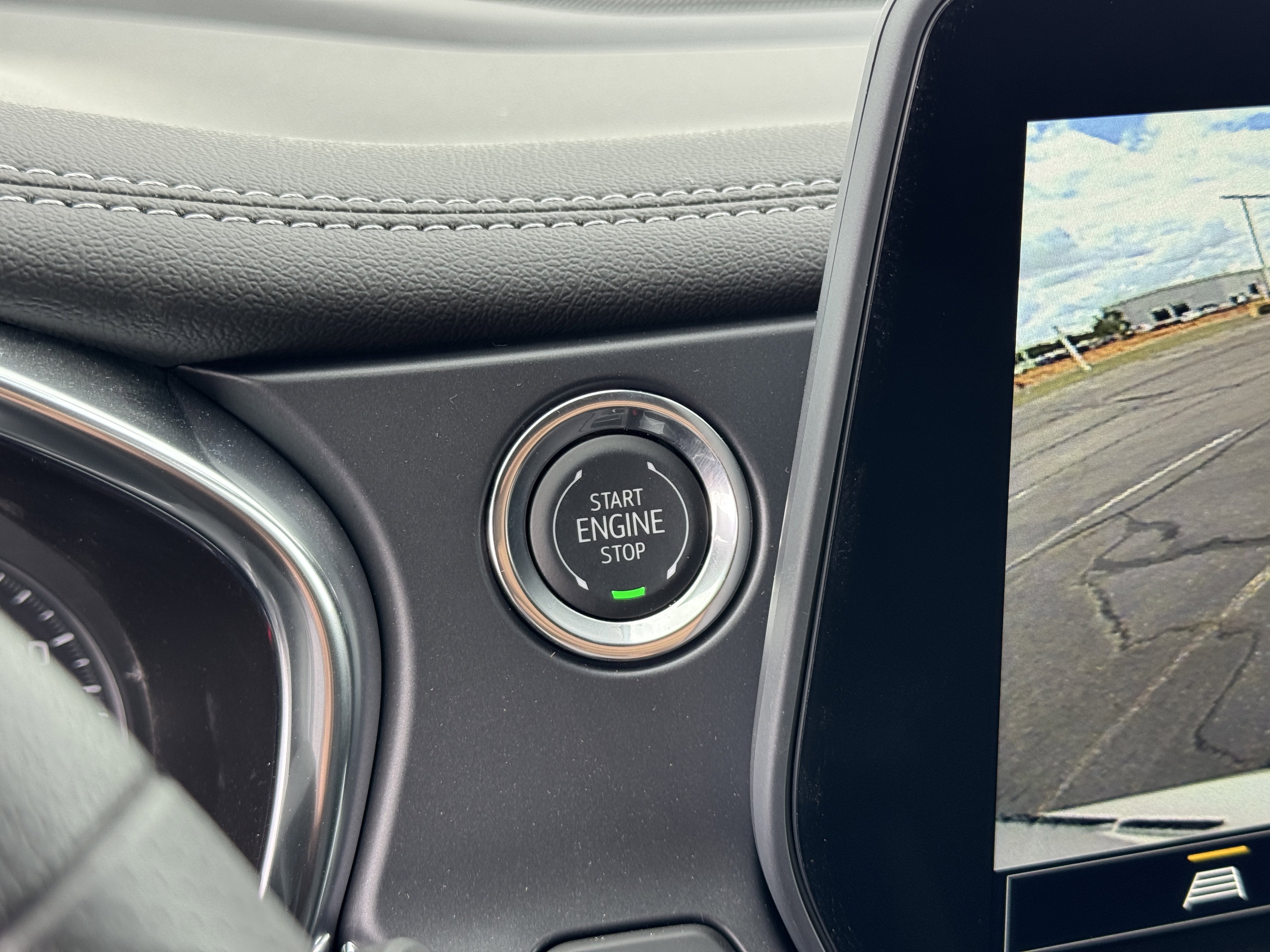 New 2025 Chevrolet Blazer LT w/ Midnight/Sport Edition image 21