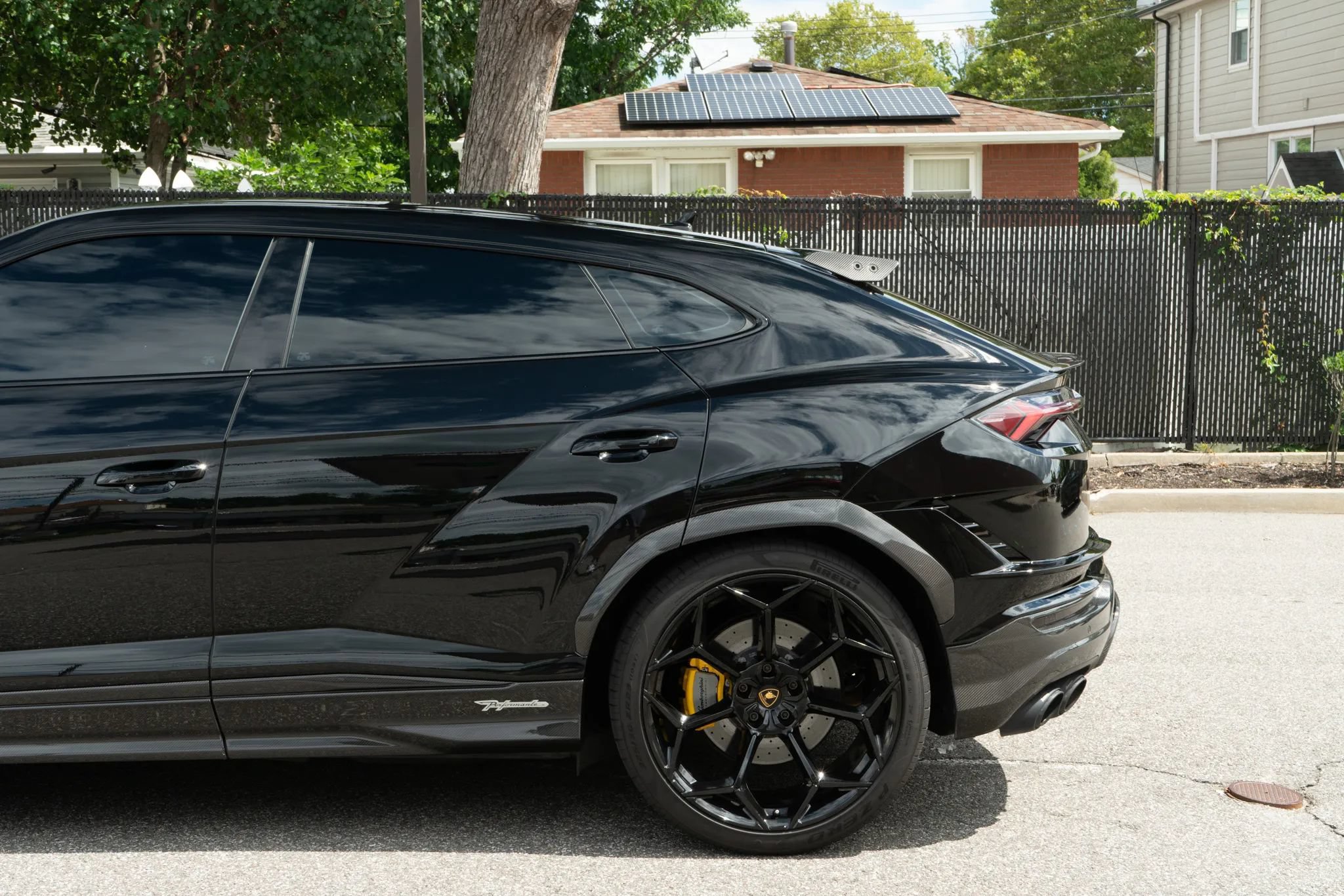 Used 2024 Lamborghini Urus Performante AWD/4WD image 43