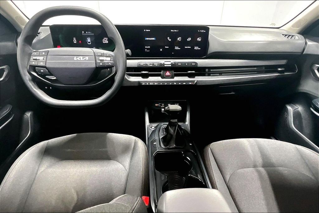 Used 2025 Kia K4 LXS image 18