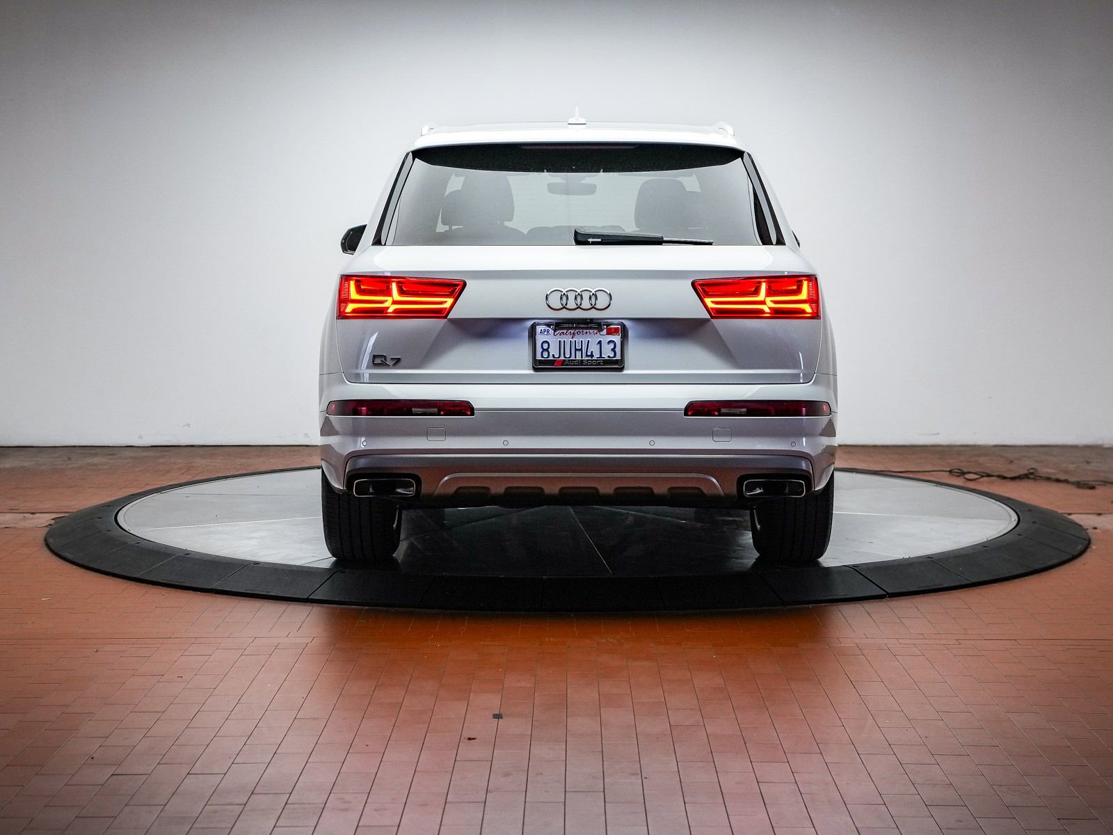 Used 2019 Audi Q7 3.0T Premium image 3