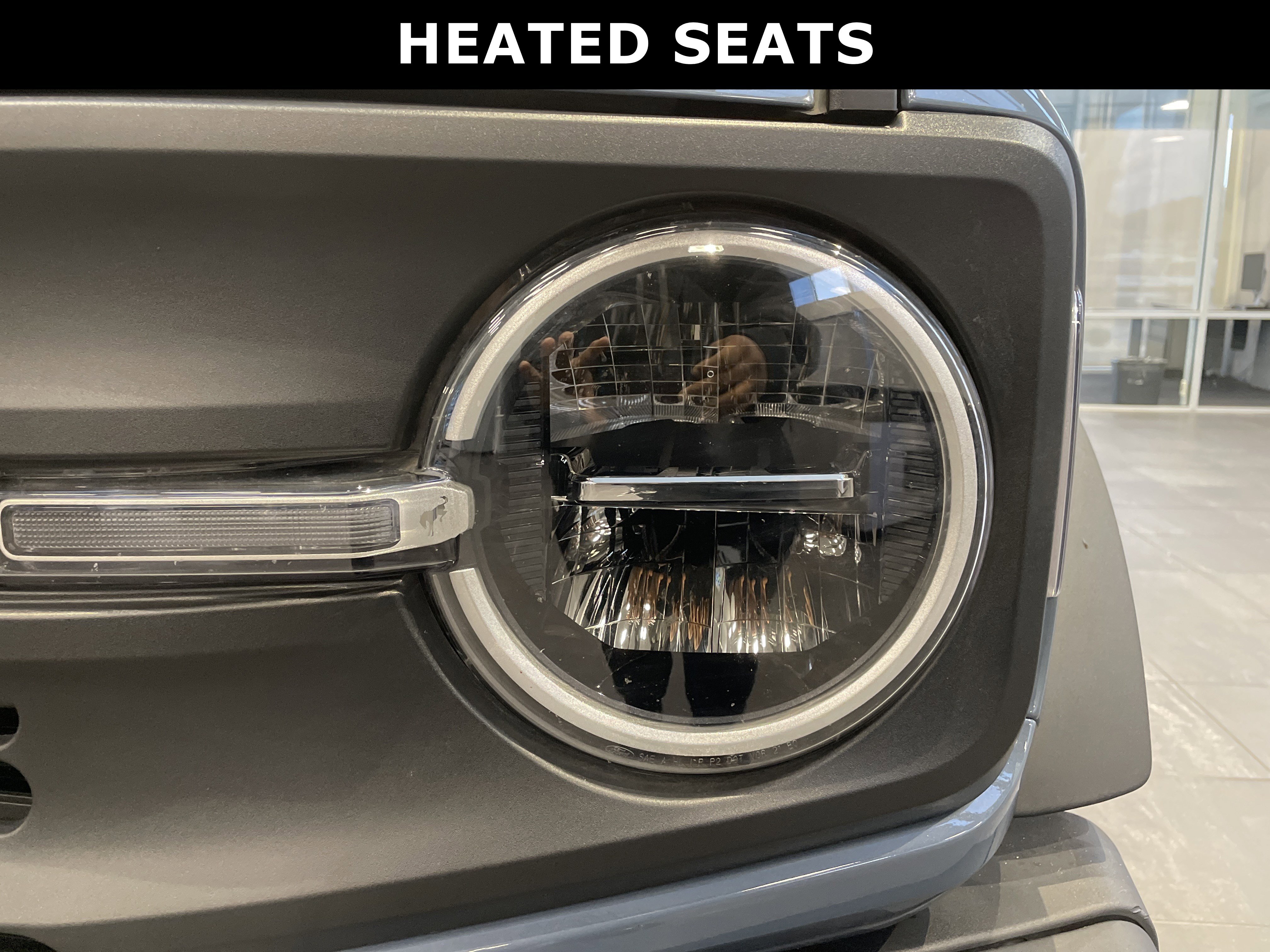 Used 2024 Ford Bronco Black Diamond image 5