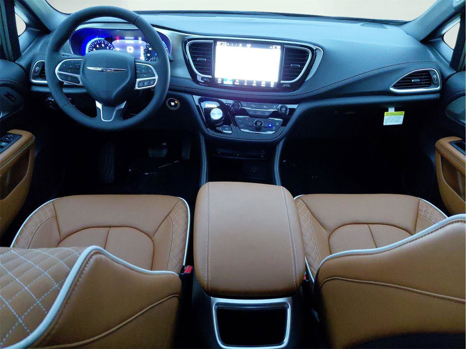 New 2026 Chrysler Pacifica Pinnacle image 10