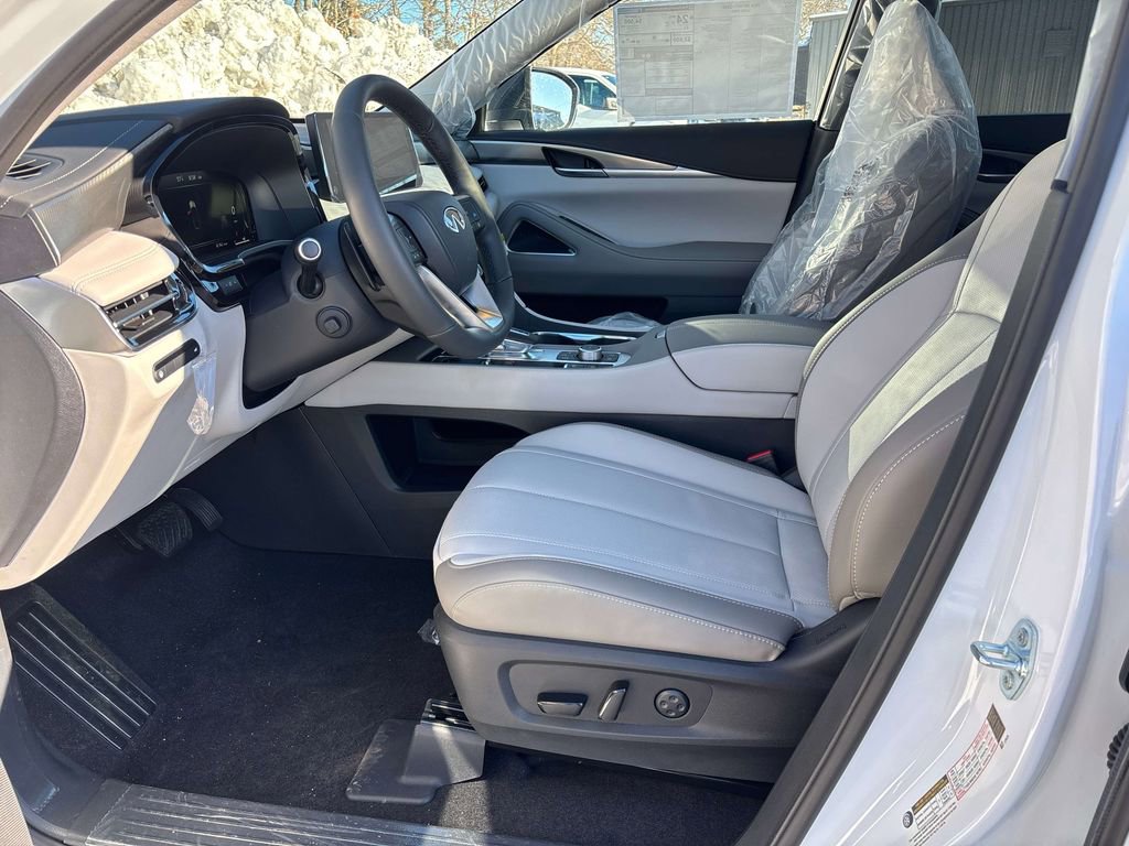 New 2026 INFINITI QX60 Luxe w/ Cargo Package image 5