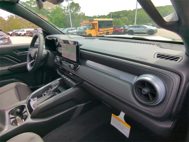 New 2025 Chevrolet Colorado LT image 29