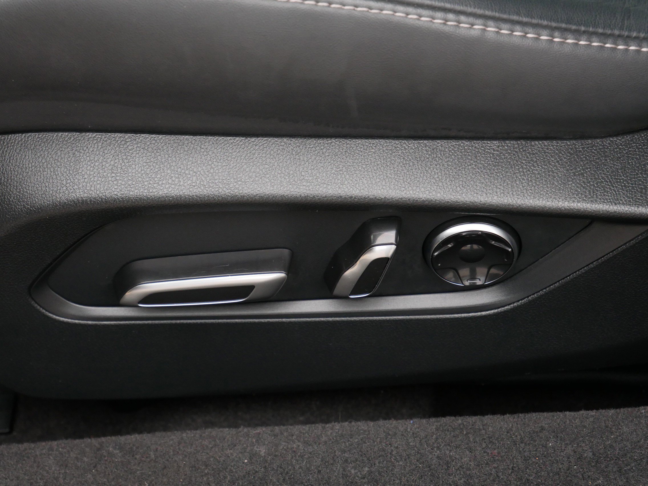 Certified 2022 Acura TLX w/ Technology Package image 19