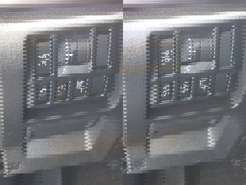 Used 2021 Subaru Crosstrek 2.5i Limited image 18