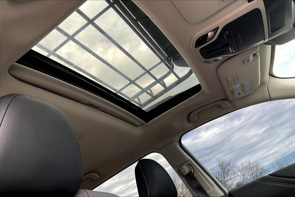 Used 2025 Subaru Outback Onyx Edition XT image 17