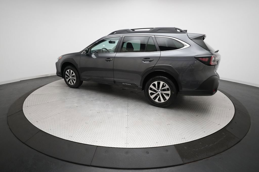 Used 2025 Subaru Outback Premium w/ Popular Package #1A image 34