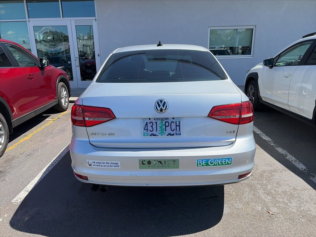 Used 2015 Volkswagen Jetta SE FWD image 5