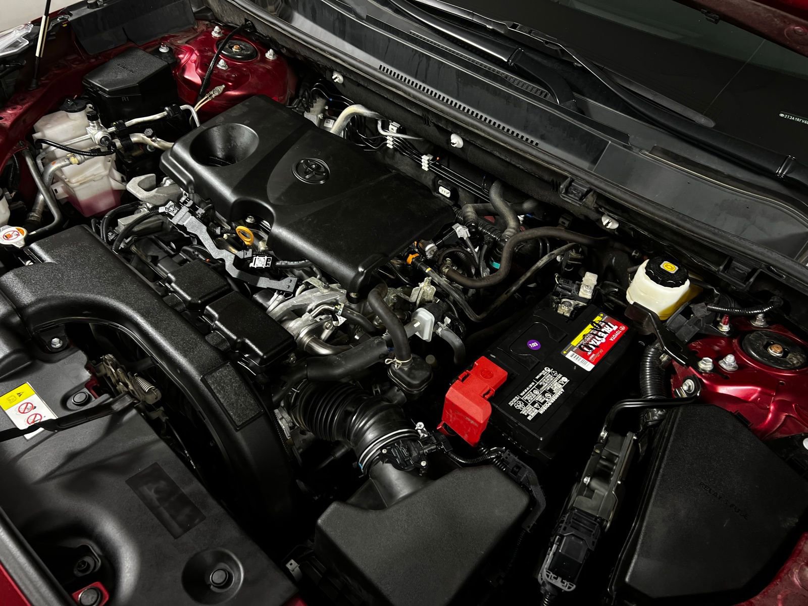 Used 2020 Toyota RAV4 XLE Premium image 11