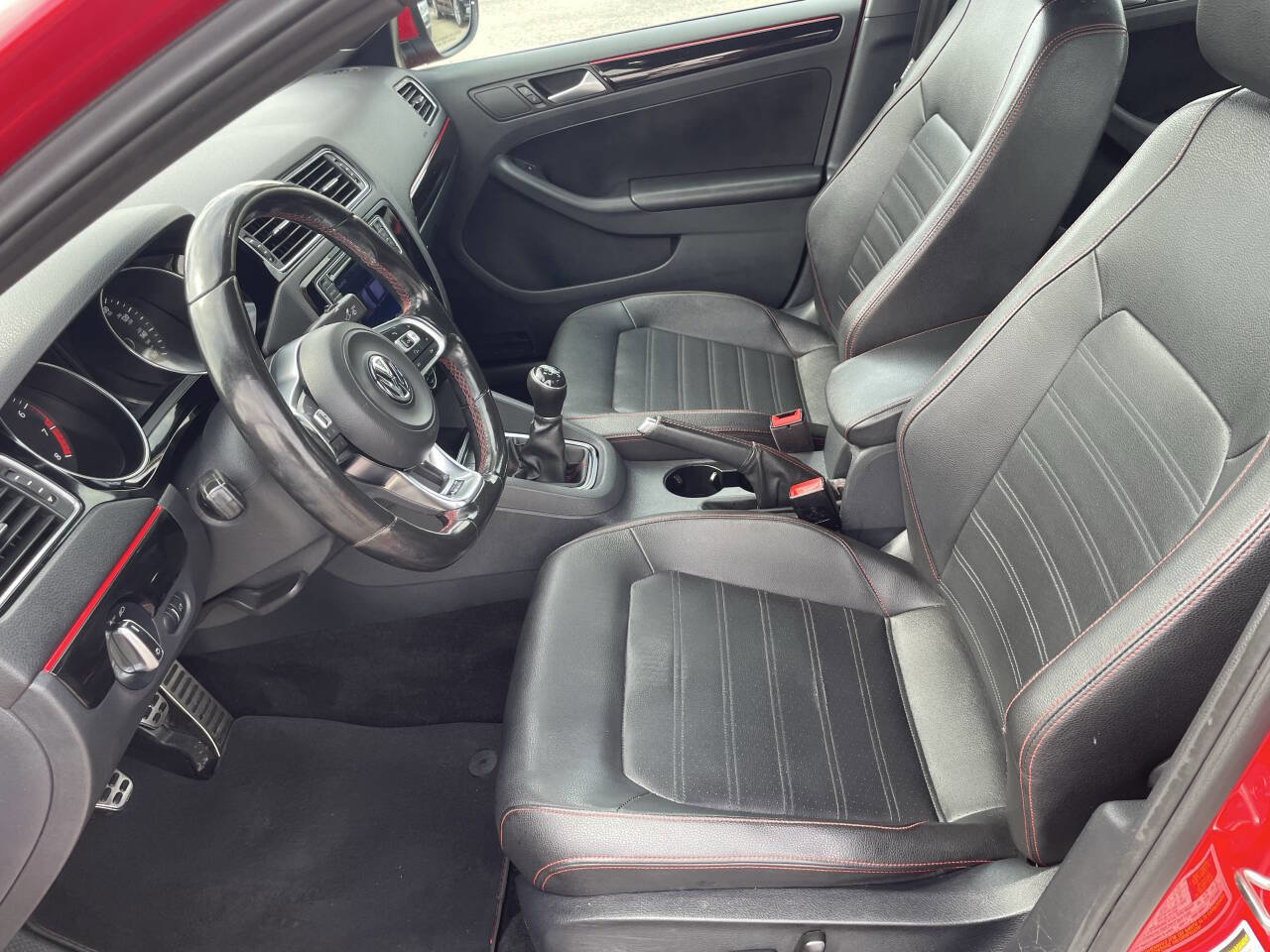 Used 2016 Volkswagen Jetta GLI SEL image 22
