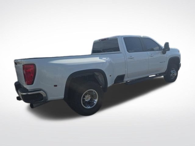 Used 2025 Chevrolet Silverado 3500 LT RWD image 3
