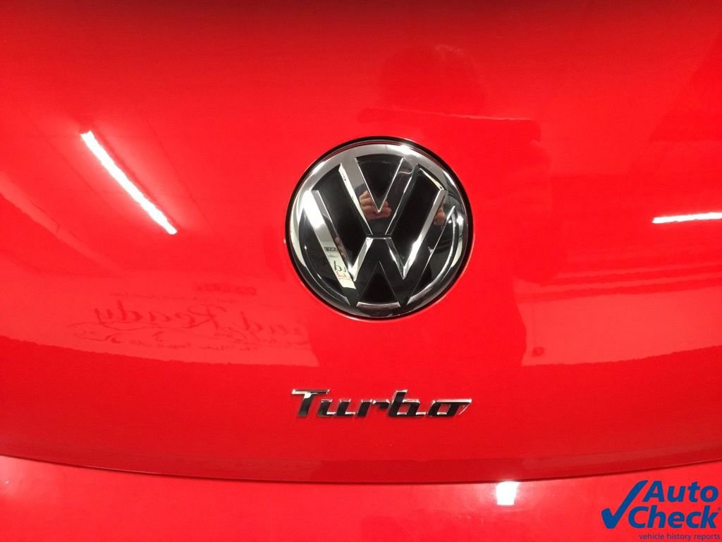 Used 2018 Volkswagen Beetle 2.0T Coast image 24