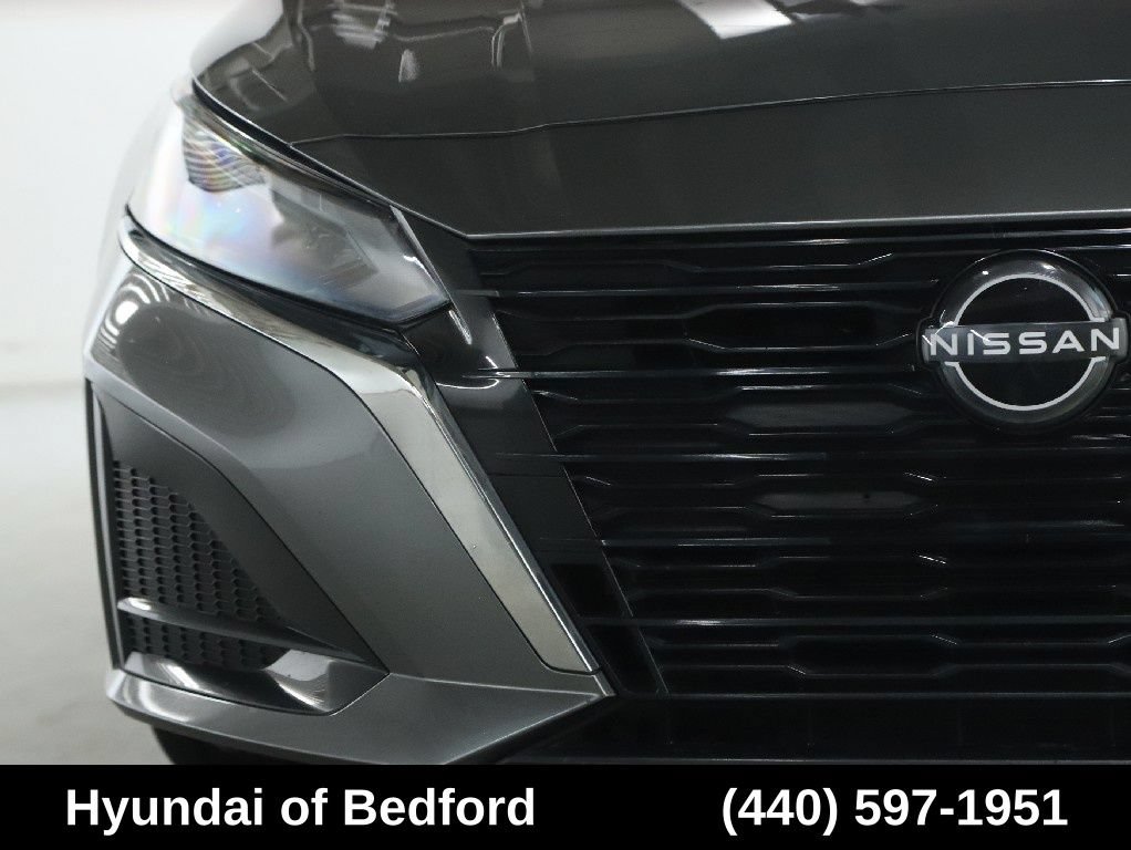 Used 2024 Nissan Altima 2.5 S FWD image 6
