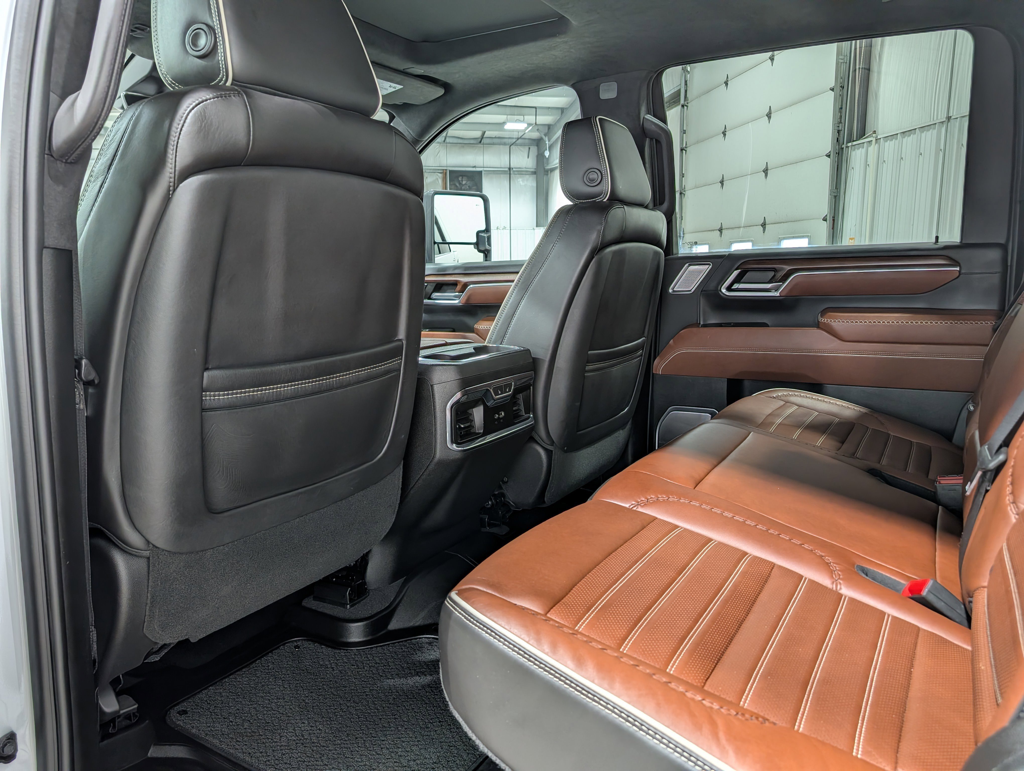 Used 2024 GMC Sierra 2500 Denali Ultimate AWD/4WD image 19