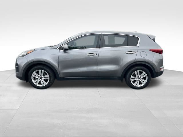 Used 2017 Kia Sportage LX image 4