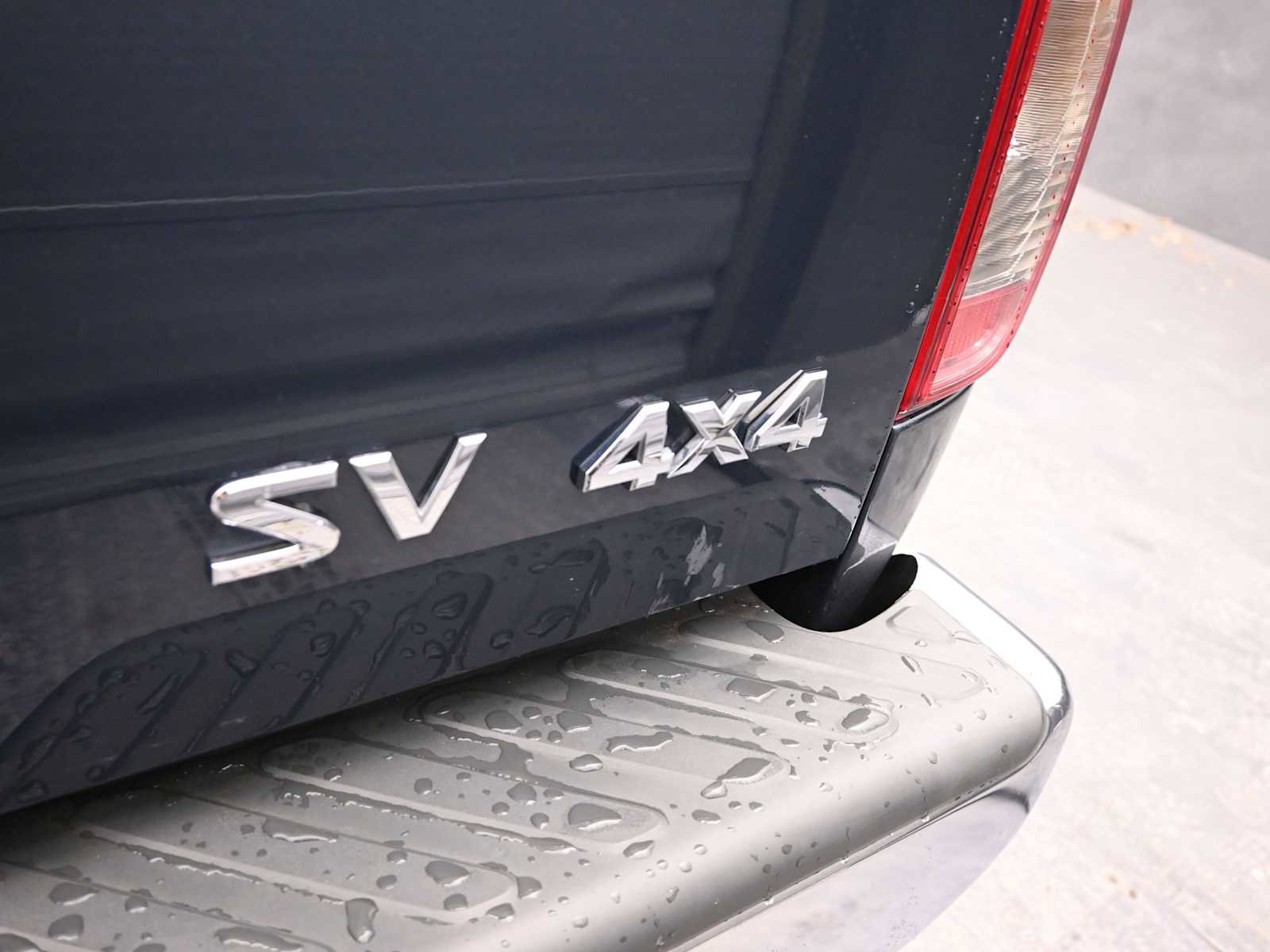 Used 2019 Nissan Frontier SV image 18