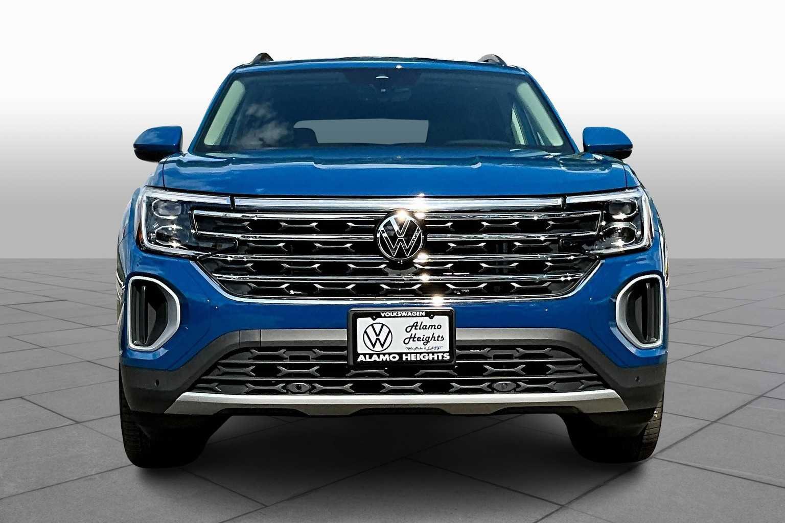 New 2026 Volkswagen Atlas SE FWD image 3