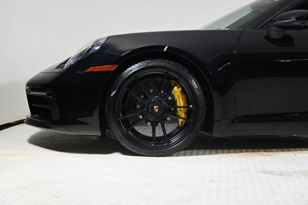 Certified 2023 Porsche 911 Targa 4 GTS image 31