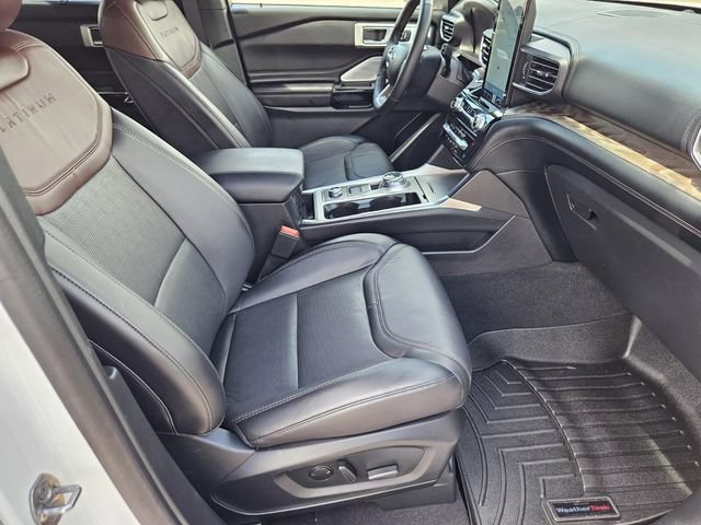 Used 2024 Ford Explorer Platinum w/ Technology Package AWD/4WD image 13