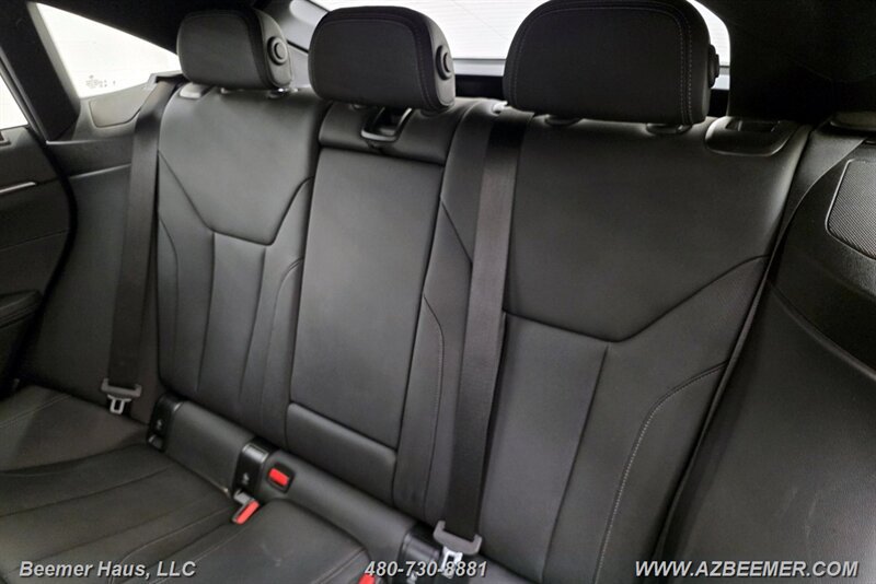 Used 2023 BMW i4 eDrive35 w/ Premium Package RWD image 32