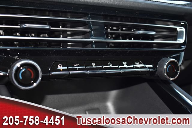 New 2027 Chevrolet Traverse Z71 w/ Enhanced Driving Package AWD/4WD image 32