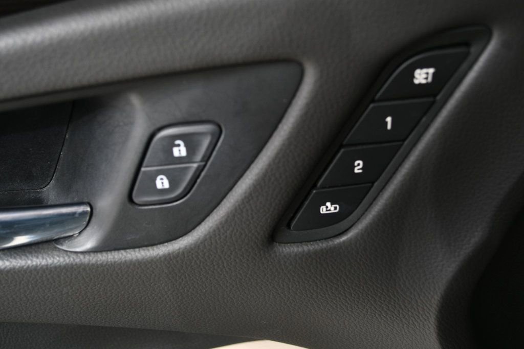 Used 2019 Buick Envision Premium w/ Driver Confidence Package image 62