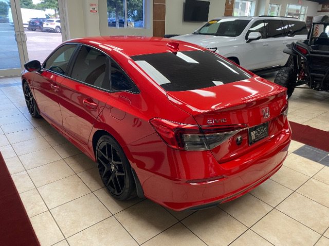 Used 2023 Honda Civic Sport image 3