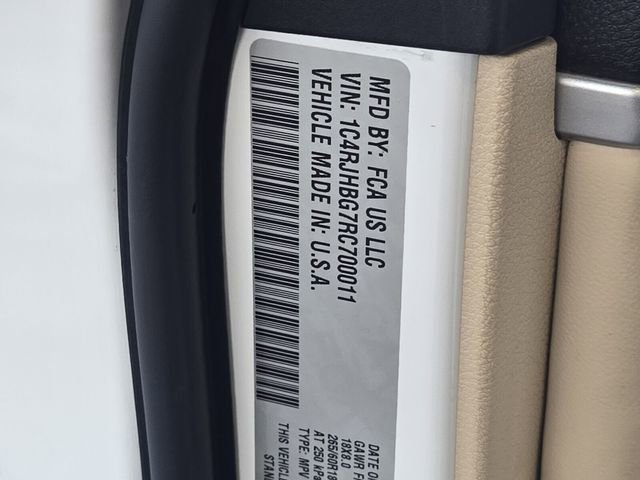 Used 2024 Jeep Grand Cherokee Limited image 24