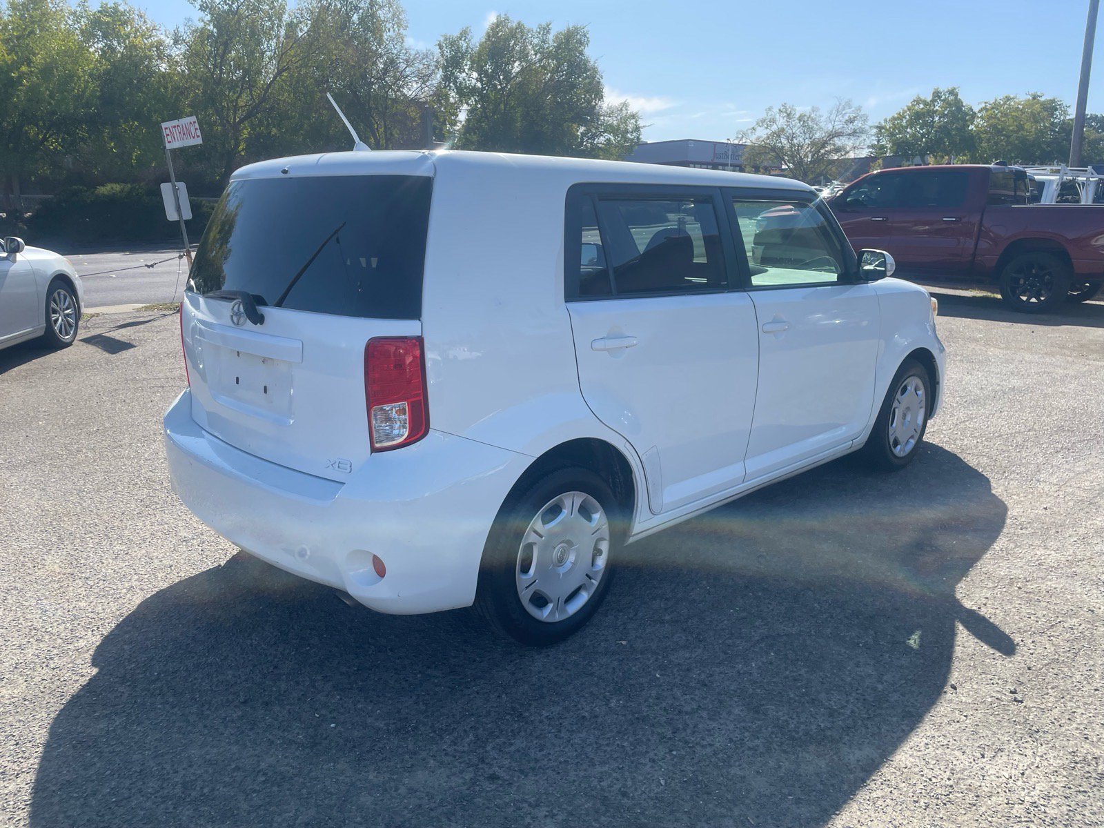 Used 2012 Scion xB FWD image 4