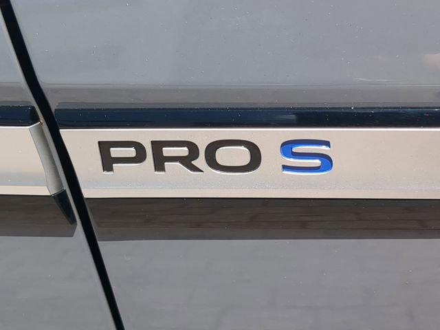 Certified 2023 Volkswagen ID.4 Pro S Plus RWD image 11