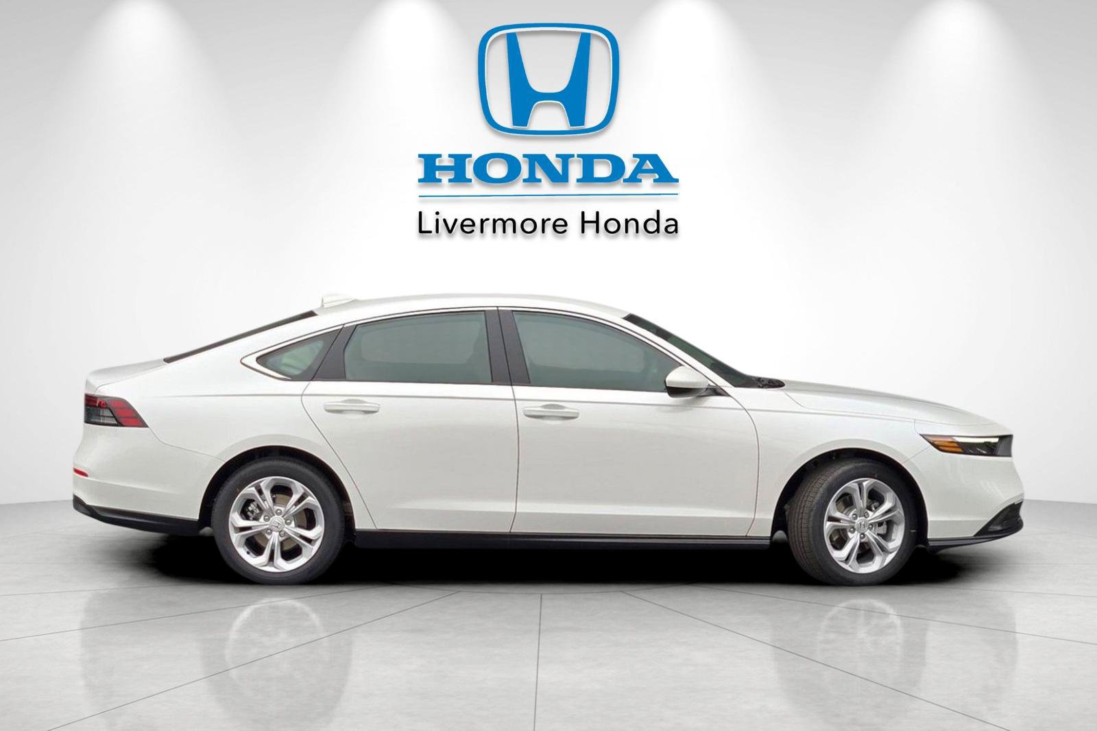 New 2026 Honda Accord LX image 5